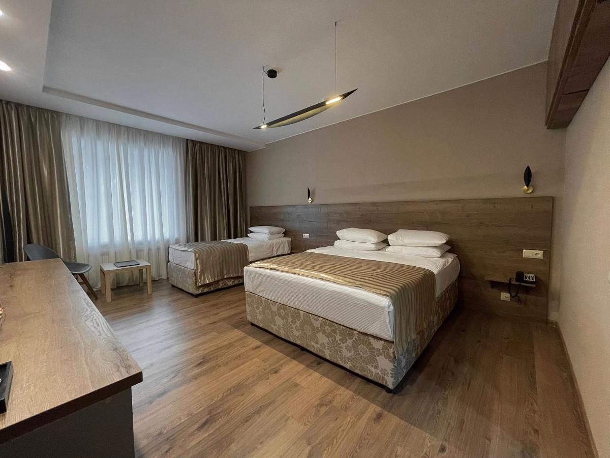 בורובויה Hotel Gloria Deluxe מראה חיצוני תמונה