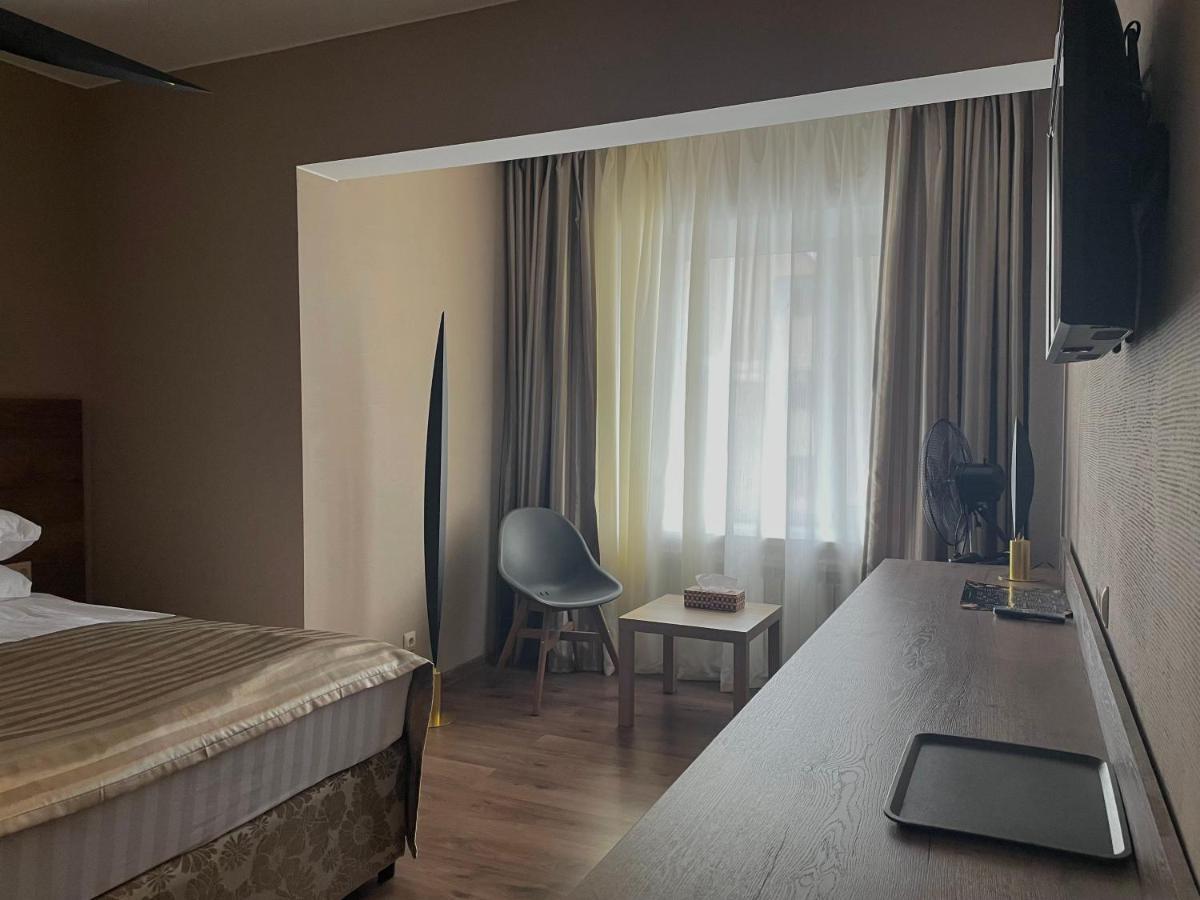 בורובויה Hotel Gloria Deluxe מראה חיצוני תמונה