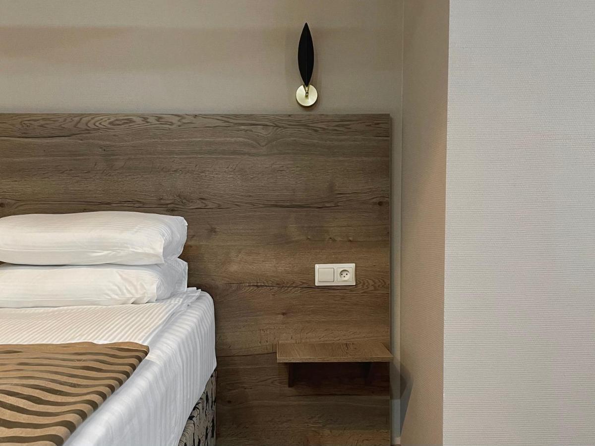 בורובויה Hotel Gloria Deluxe מראה חיצוני תמונה