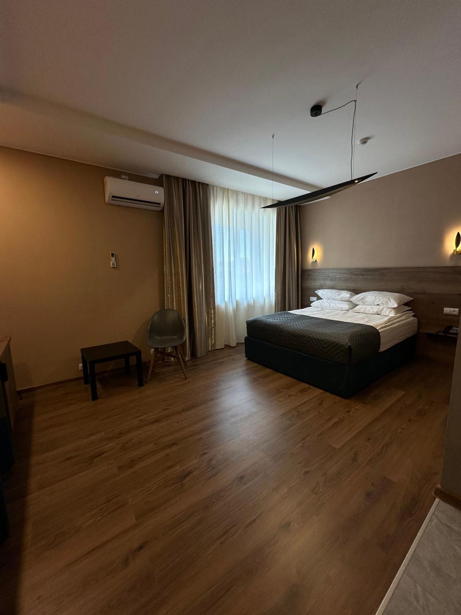 בורובויה Hotel Gloria Deluxe מראה חיצוני תמונה