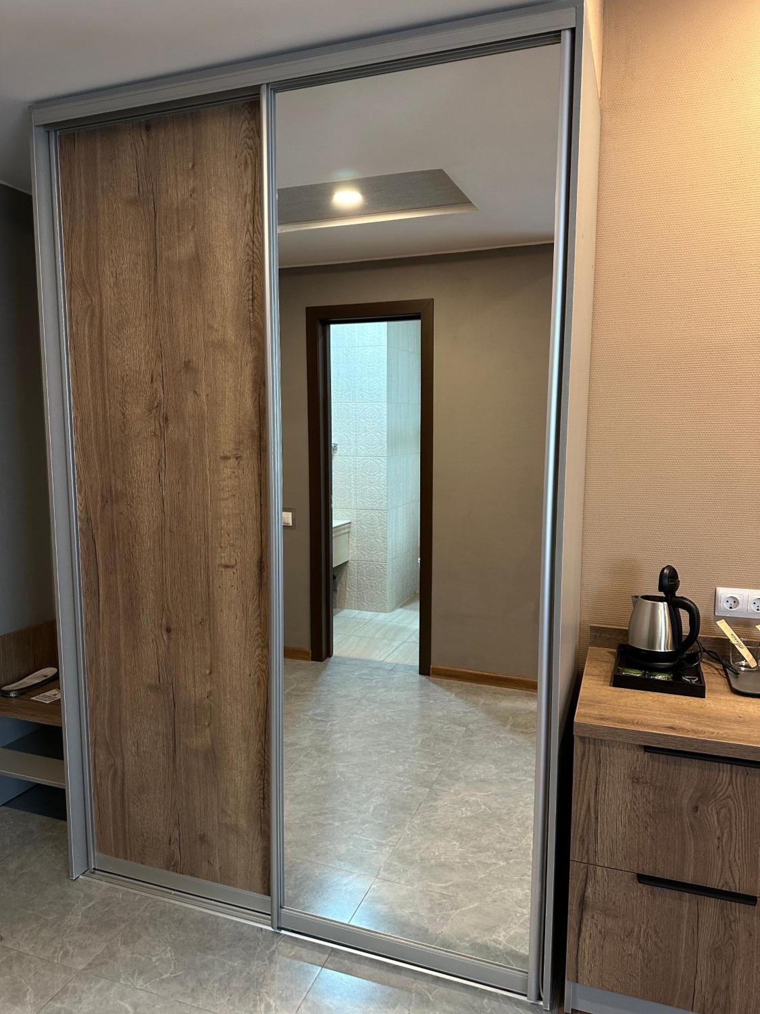 בורובויה Hotel Gloria Deluxe מראה חיצוני תמונה